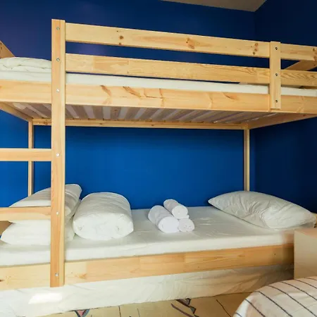 Sukhumvit Boutique Suite : Soi 13/ 10Min. From Bts Nana Station
