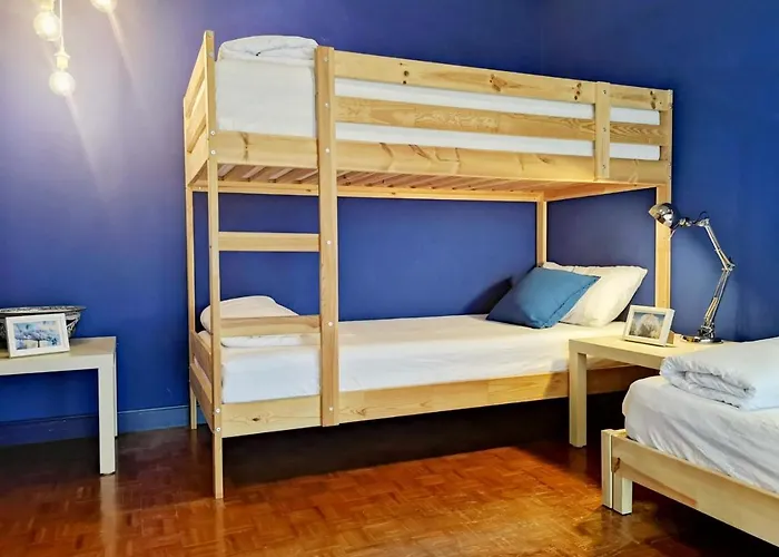 Sukhumvit Boutique : Soi 13/ 10min. From Bts Nana Station *