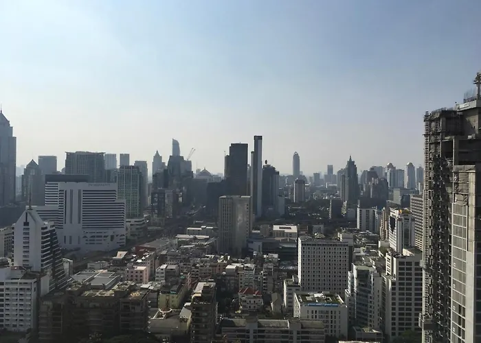 Sukhumvit Boutique : Soi 13/ 10min. From Bts Nana Station Bangkok