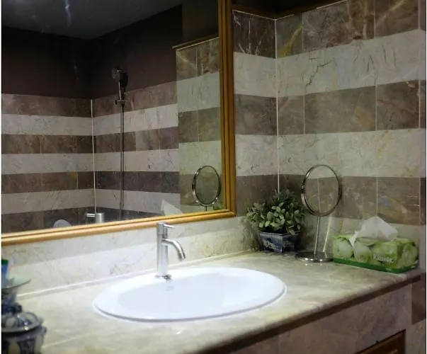 Sukhumvit Boutique : Soi 13/ 10min. From Bts Nana Station Appartamento *