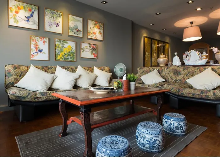Sukhumvit Boutique : Soi 13/ 10min. From Bts Nana Station Bangkok