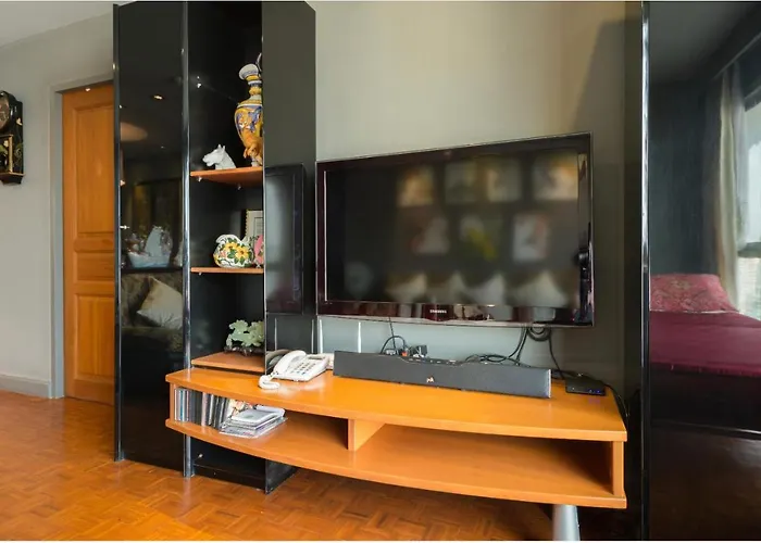 Sukhumvit Boutique : Soi 13/ 10min. From Bts Nana Station Bangkok